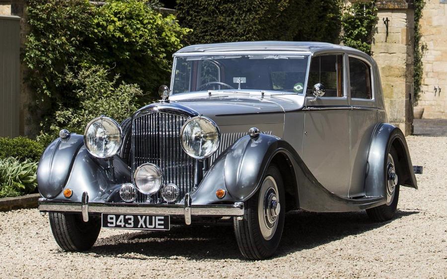 Bentley 4&frac14;-Litre Sports Saloon by Mulliner '1938